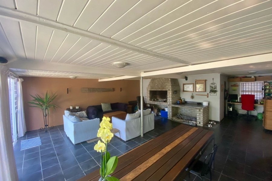2 Bedroom Property for Sale in Bonnie Brae Western Cape
